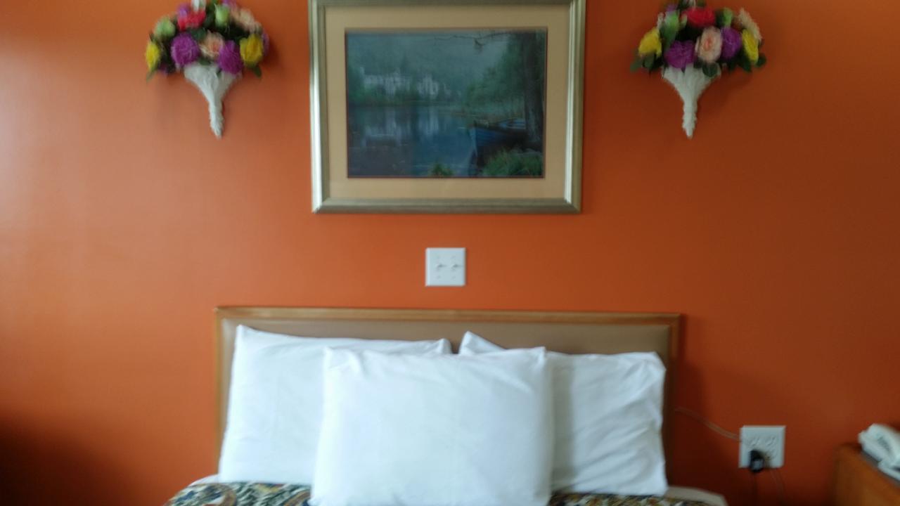 River Mist Inn Sturgeon Falls Exterior foto